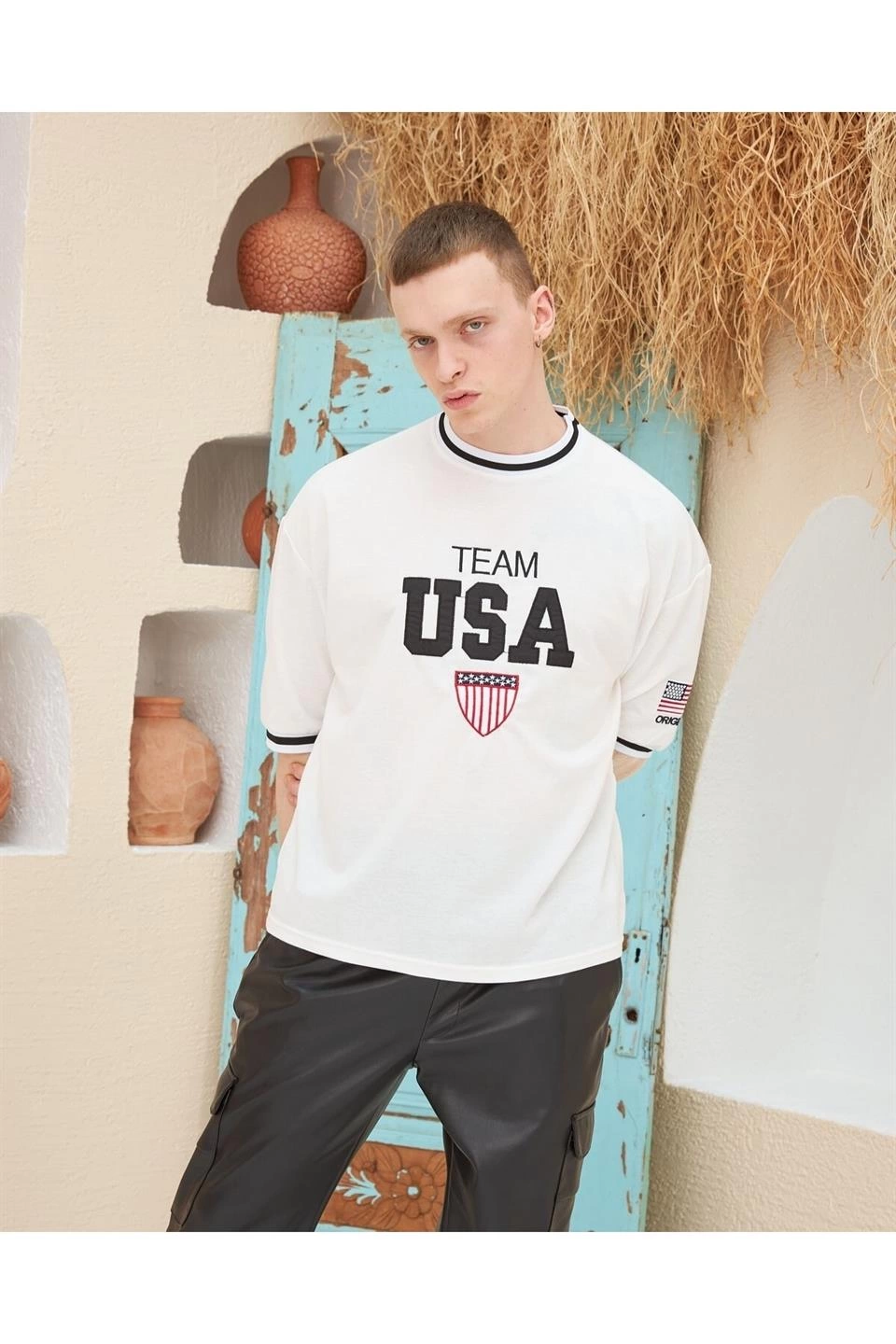 ASSEMA Erkek Nakış İşlemeli T-Shirt Kısa Kol Bisiklet Yaka Ovarsize Tişört - Beyaz