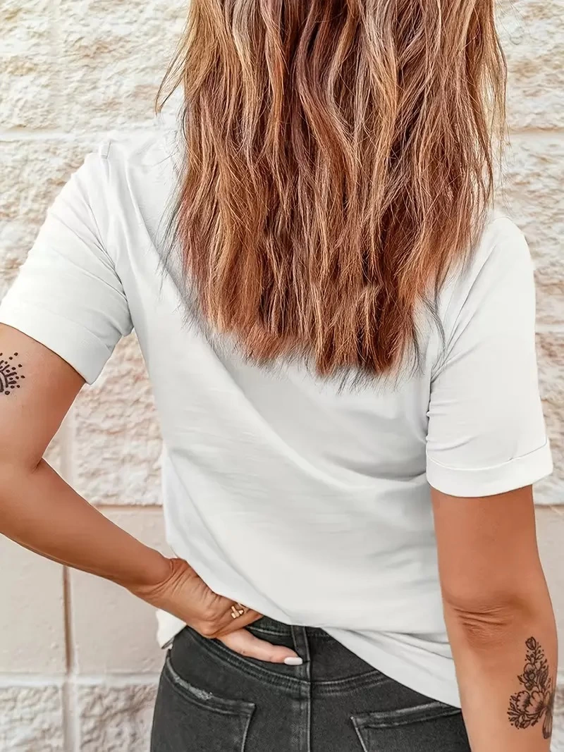 ASSEMA Kadın Kalp Baskılı T-Shirt Kısa Kol Bisiklet Yaka Ovarsize Rahat Kalıp Günlük Tişört - Beyaz