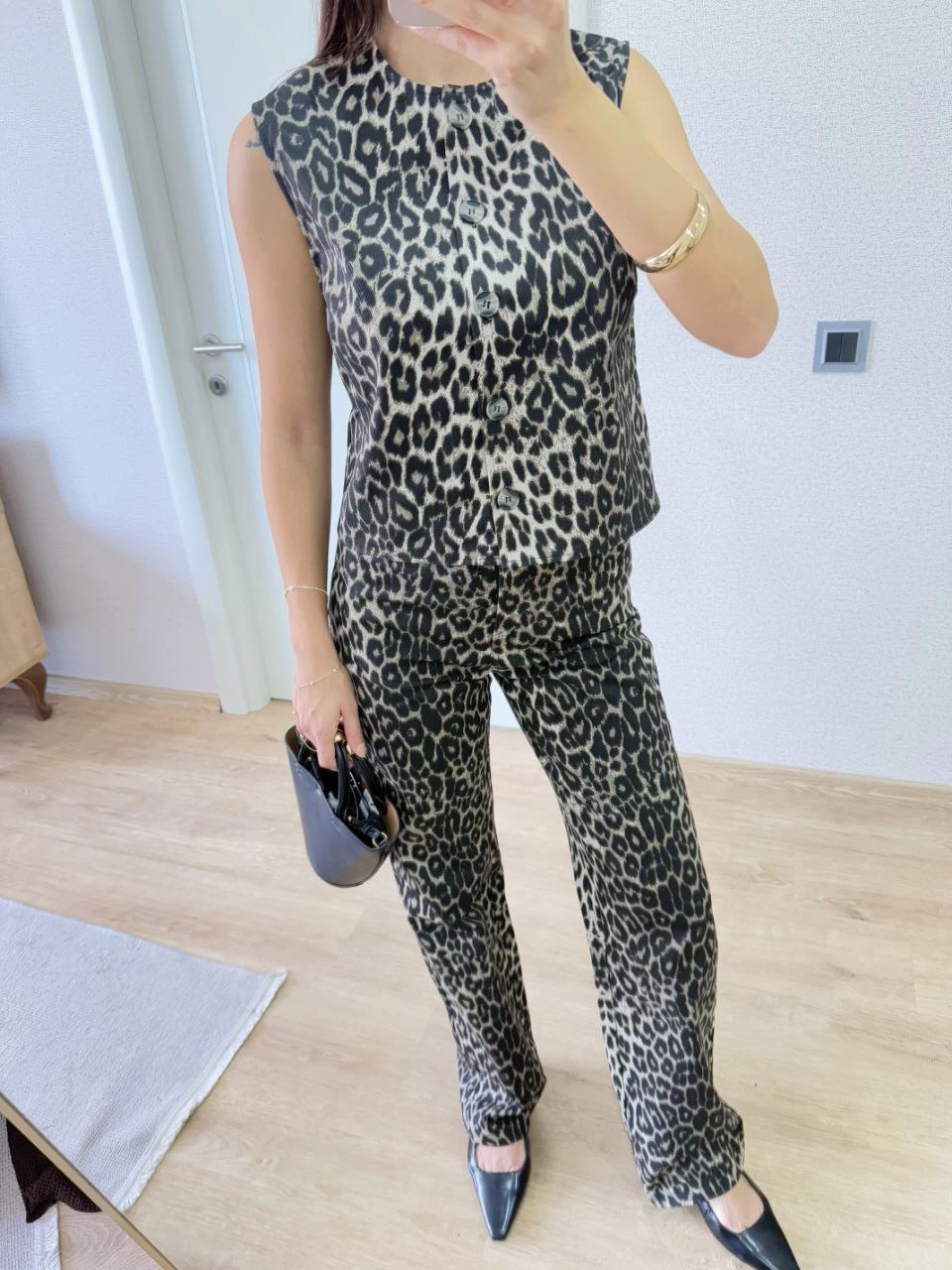 ASSEMA leopar desenli Düğmeli Bluzlu Pantolon İkili Takım -Leopar