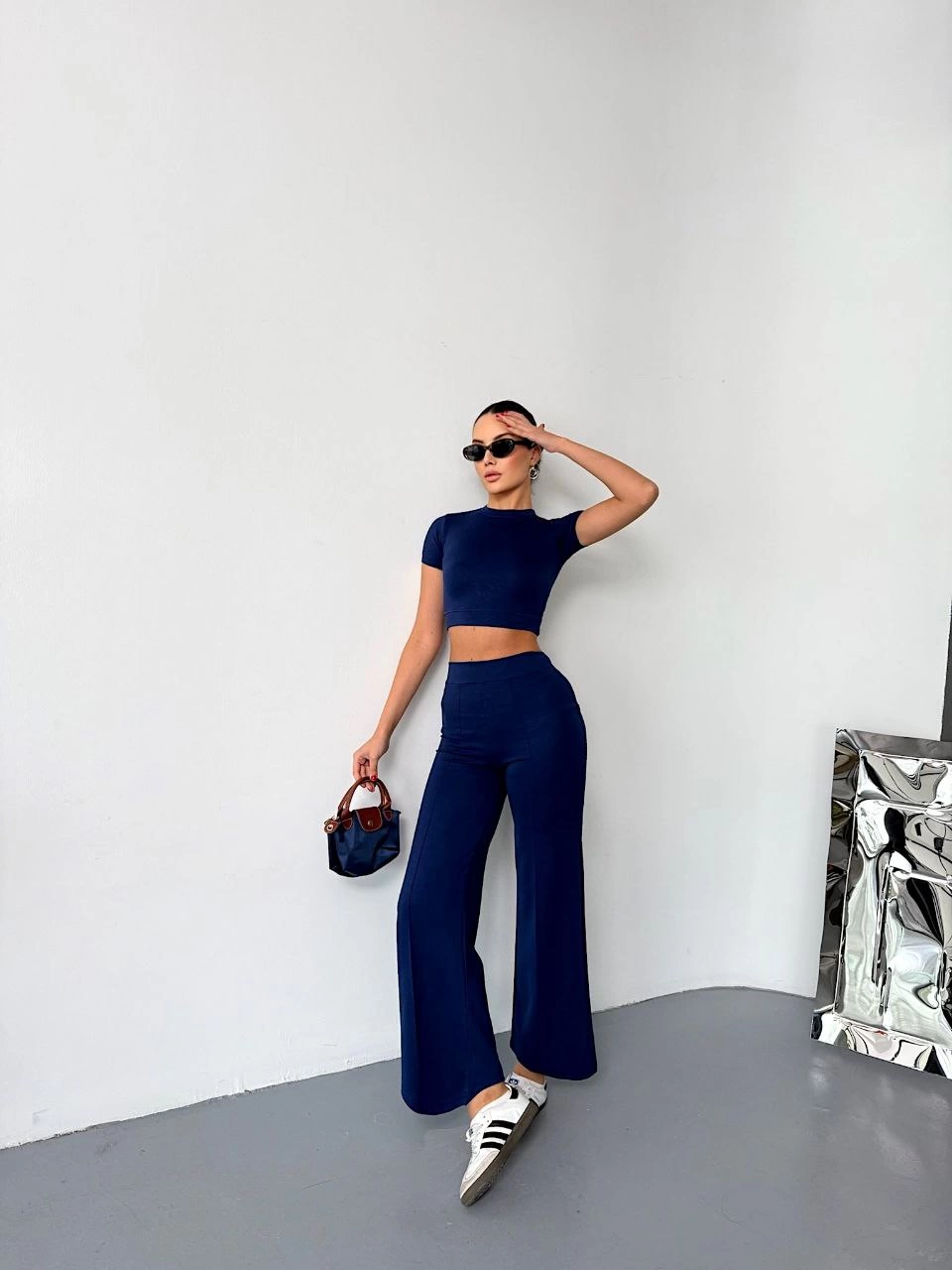ASSEMA Kadın Osy Modal Yumuşak Kumaş Kısa Kollu Crop Alt ispanyol Paça Pantalon ikili Takım - Lacivert
