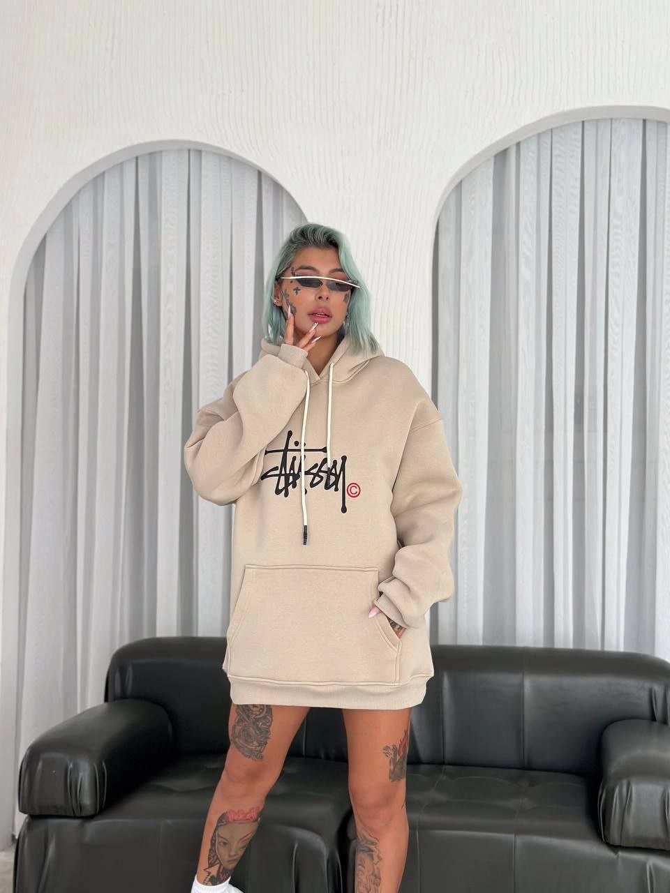 ASSEMA Üç İplik Kapşonlu Baskılı SweatShirt - Bej
