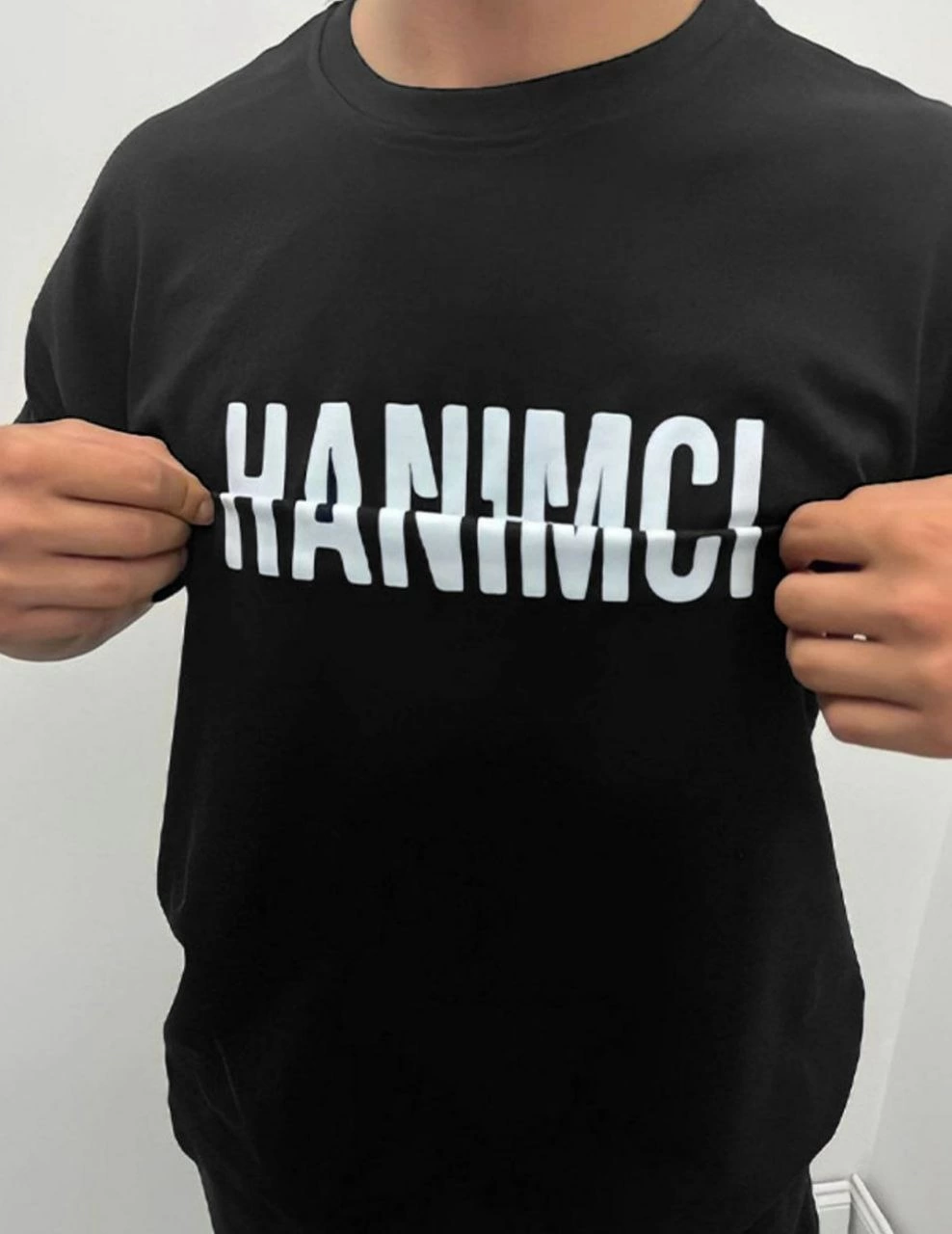 ASSEMA ERKEK Bisiklet Yaka Katlanan Hanımcı Baskılı T-Shirt - Siyah