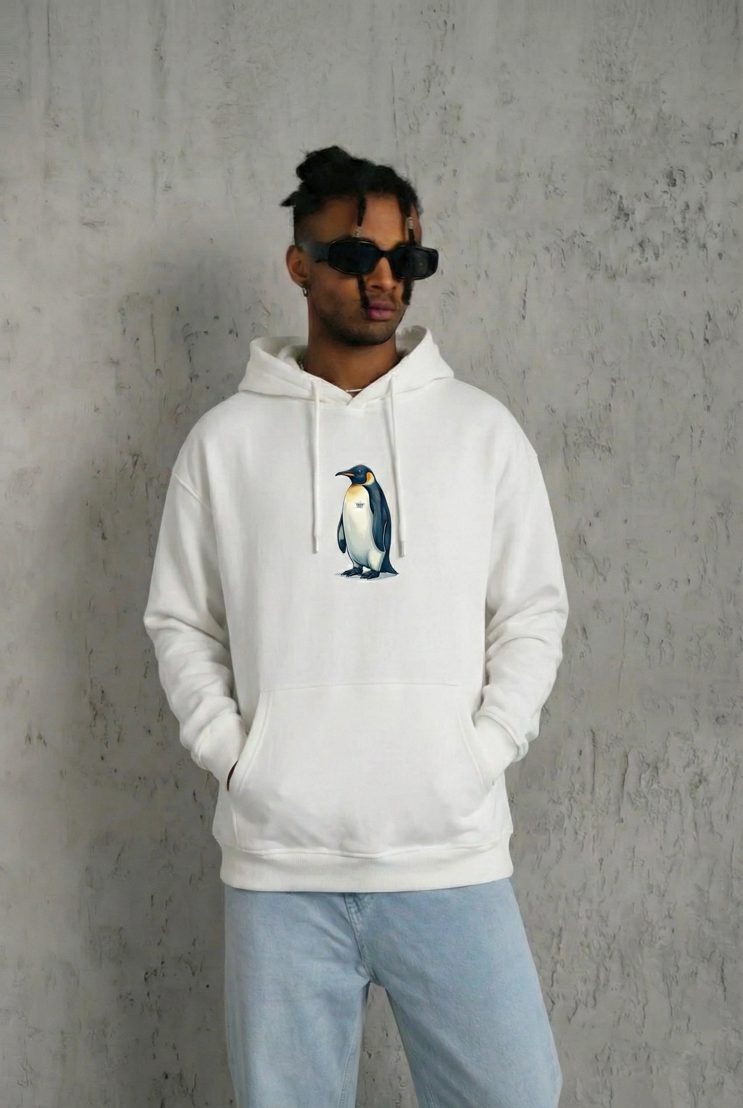 ASSEMA Siyah Oversize - Sırt Baskılı "Survivor Penguin" Temalı Felsefi Yazılı Kapüşonlu - Beyaz