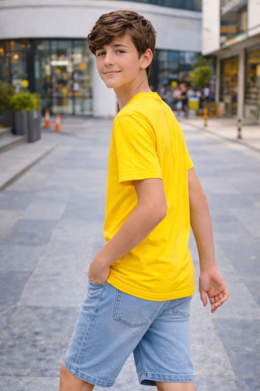 ASSEMA Genç Erkek Çocuk V Yaka T-shirt Model - Sarı