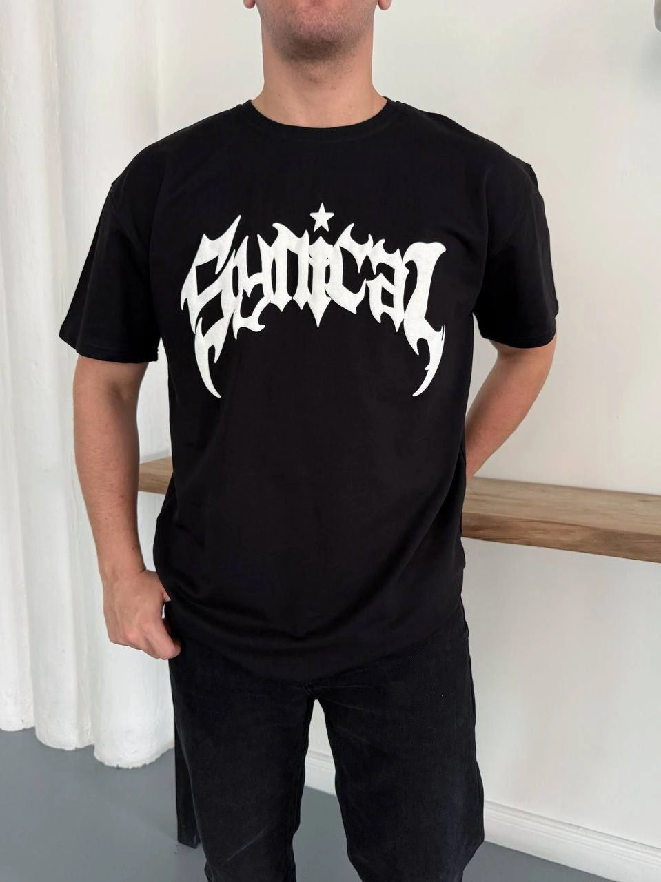 ASSEMA Erkek Bisiklet Yaka Ön Baskılı  Kısa Kollu Tişört Streetwear Günlük Basic Pamuklu T-shirt - Siyah