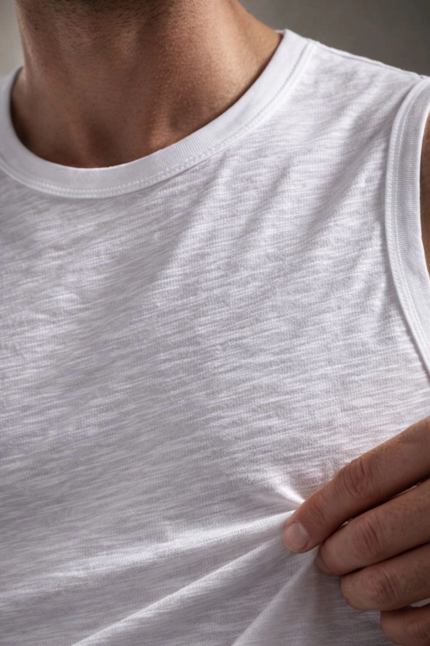 ASSEMA Erkek Flamlı Kumaş Sıfır Kolsuz Atlet Basic Spor Üst, Günlük ve Fitness Kullanımına Uygun - Beyaz