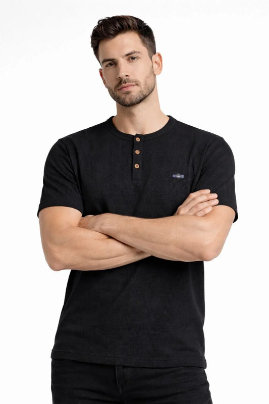 ASSEMA Erkek Waffle Dokulu Likralı Henley Yaka Düğmeli Regular Fit Kısa Kollu T-Shirt - Siyah