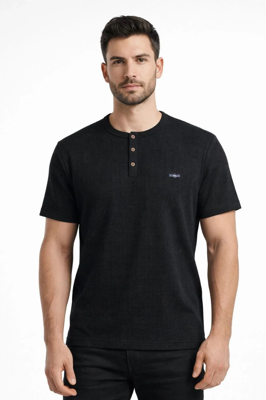 ASSEMA Erkek Waffle Dokulu Likralı Henley Yaka Düğmeli Regular Fit Kısa Kollu T-Shirt - Siyah