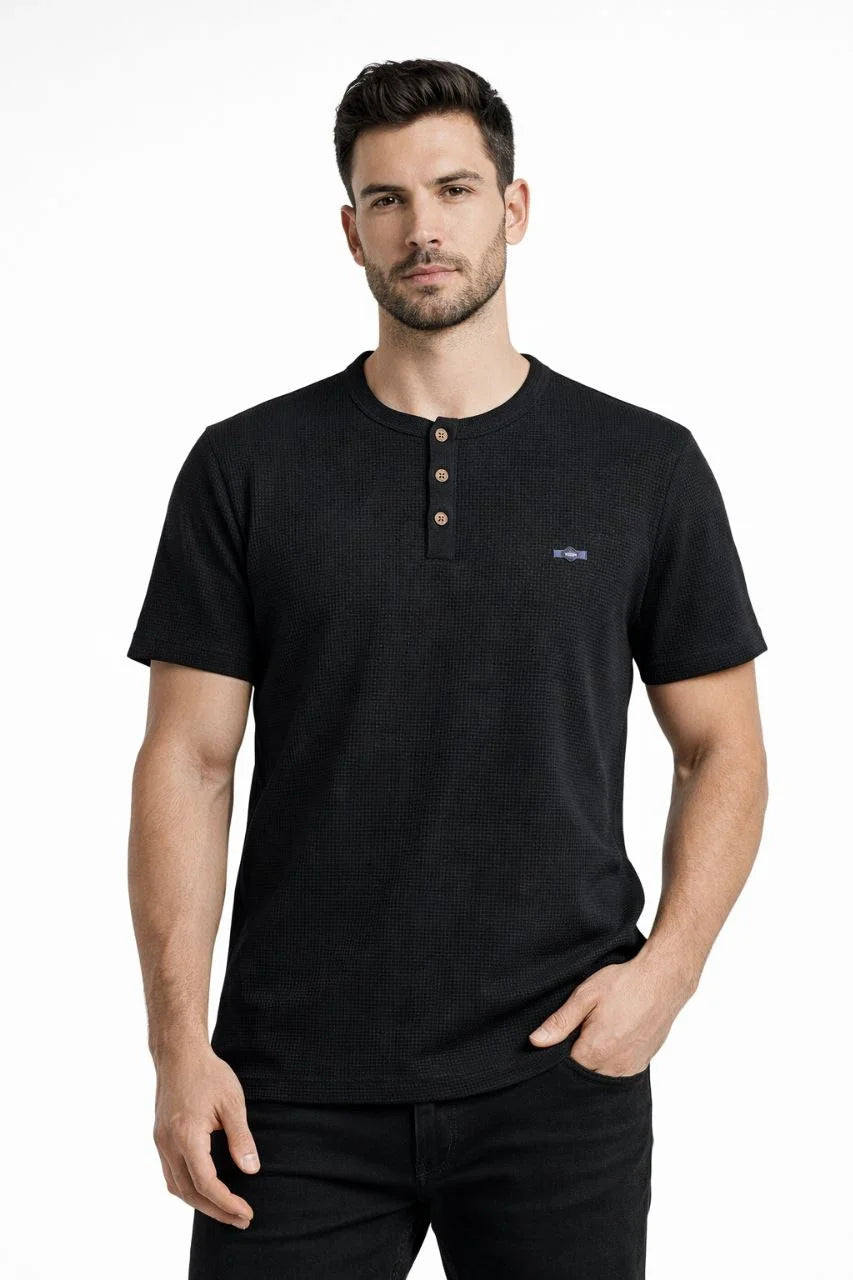 ASSEMA Erkek Waffle Dokulu Likralı Henley Yaka Düğmeli Regular Fit Kısa Kollu T-Shirt - Siyah