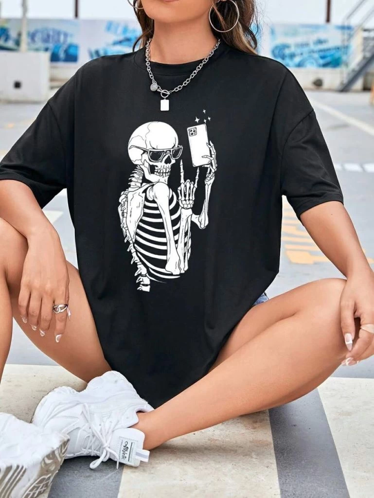 ASSEMA Kadın Baskılı T-Shirt Kısa Kol Bisiklet Yaka Ovarsize Rahat Kalıp Tişört -  Siyah