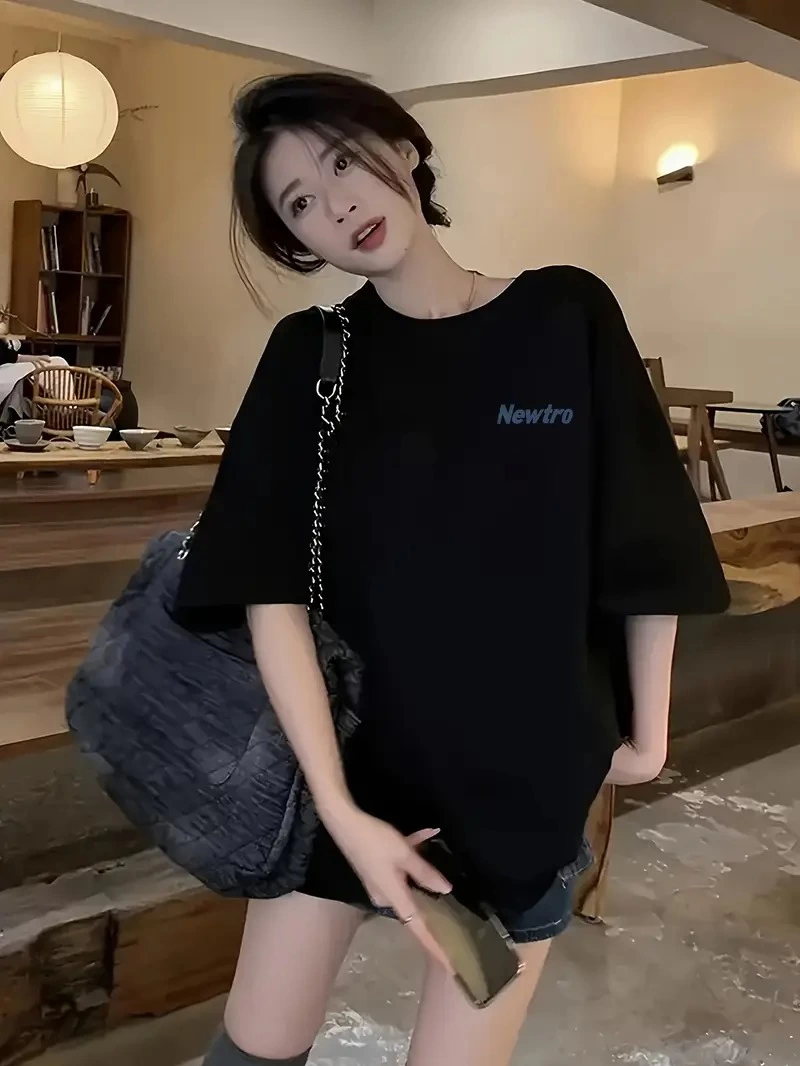 ASSEMA Kadın Newtro Baskılı Oversize Bisiklet Yaka T-shirt - Siyah