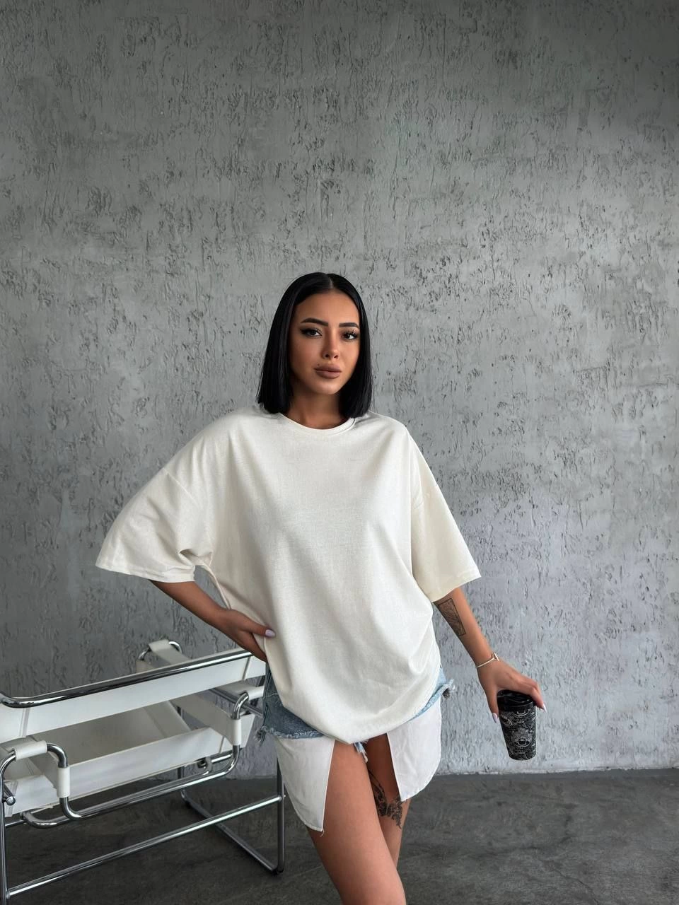 ASSEMA Kadın Düz T-Shirt Kısa Kol Bisiklet Yaka Ovarsize Rahat Kalıp Günlük Tişört - Beyaz