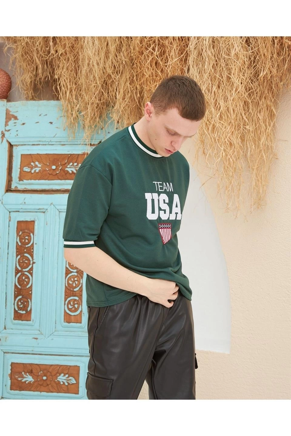 ASSEMA Erkek Nakış İşlemeli T-Shirt Kısa Kol Bisiklet Yaka Ovarsize Tişört - Yeşil