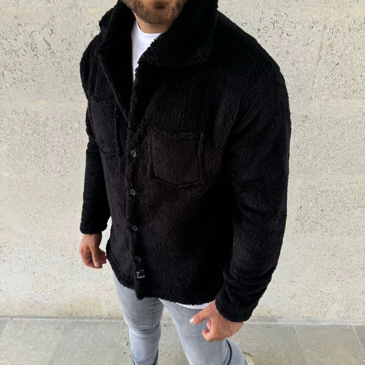 ASSEMA Erkek Pelüş Polar Hırka Gömlek - Yakalı, İlik Düğmeli, Göğüs Cepli, Yumuşak Dokulu Kışlık Regular Fit Rahat Günlük Model - Siyah