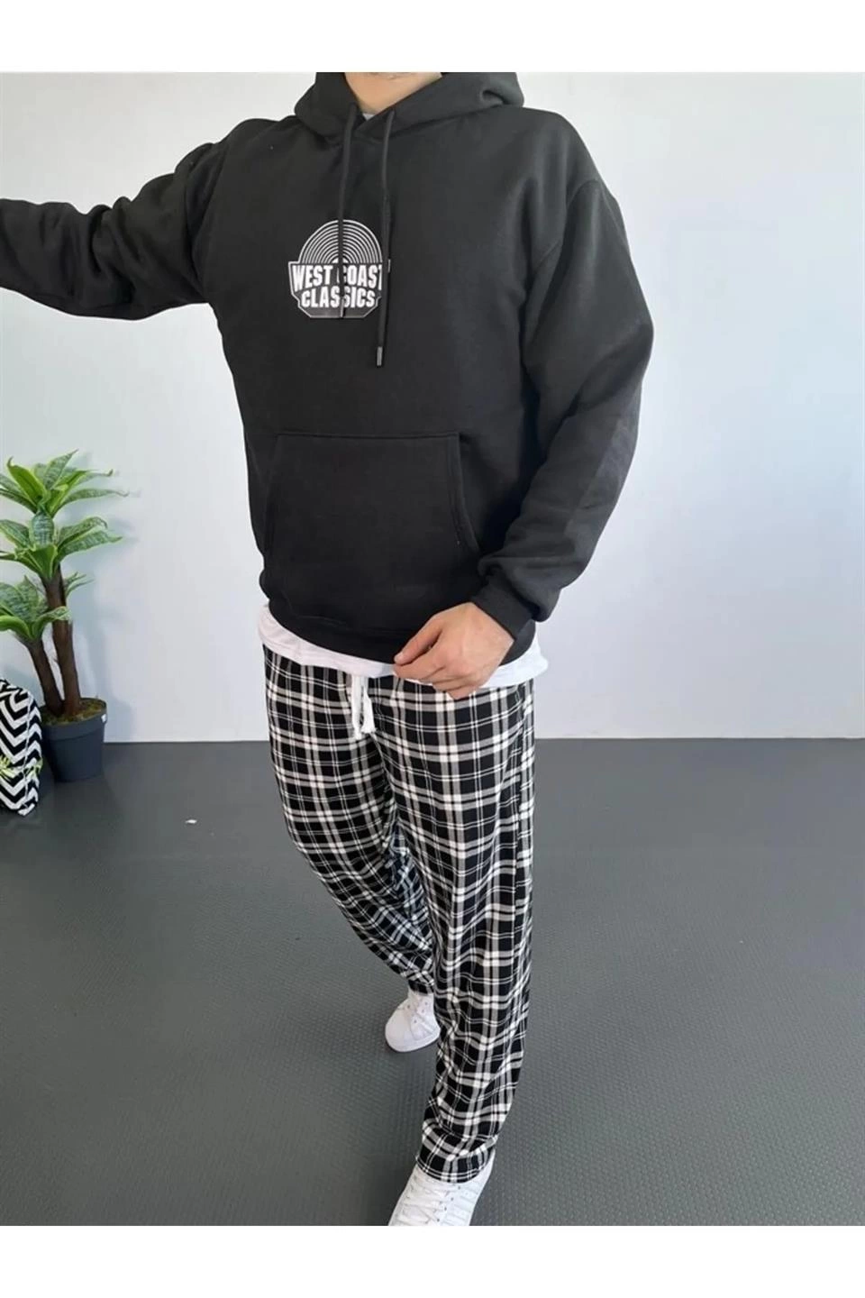 ASSEMA Erkek Sırt Baskılı Kapüşonlu Üç İplik Oversize Sweatshirt - Siyah