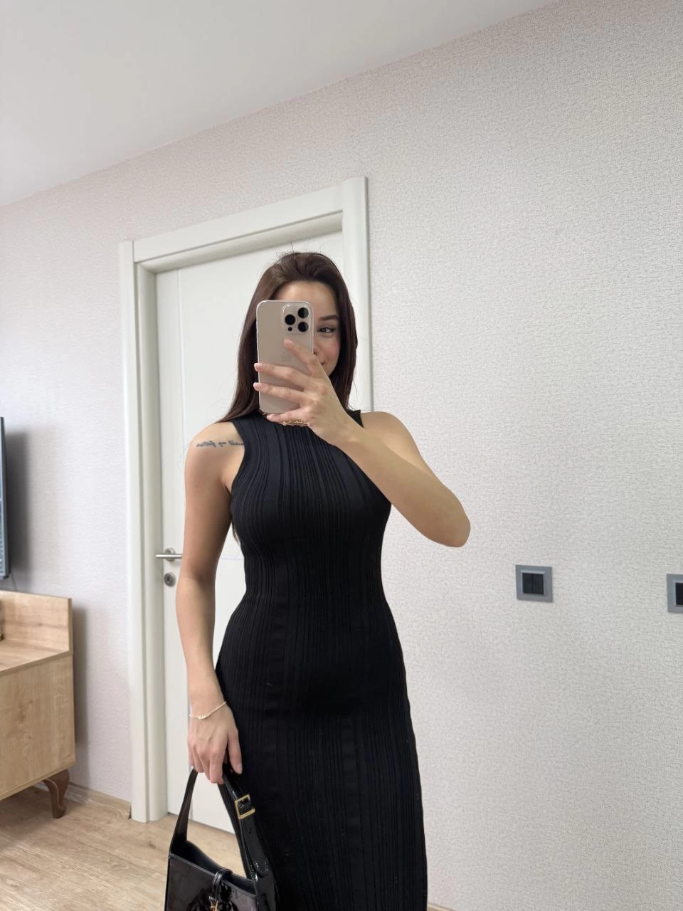 ASSEMA Kadın Fitilli Triko Elbise Kolsuz Sırtı Kapalı Maxi Uzun Boy - Siyah