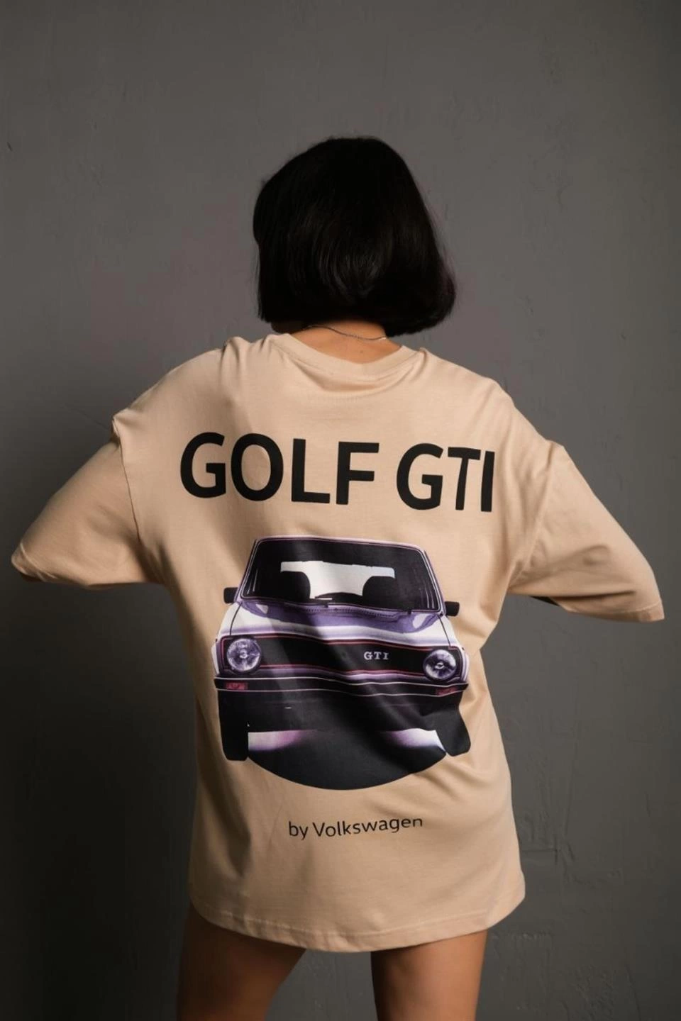 ASSEMA Kadın Oversize Tişört Golf GTI Retro Araba Baskılı T-shirt - Bej