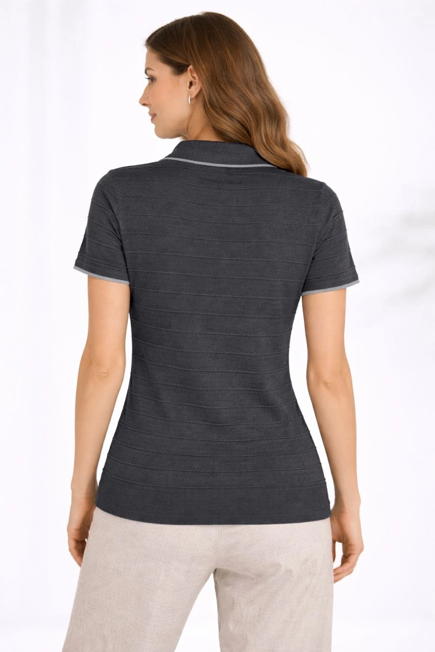 ASSEMA Kadın Triko Kumaş Yakalı Düğmesiz Açık Yaka Fitilli Kısa Kollu Regular Fit Tişört T-shirt - Siyah