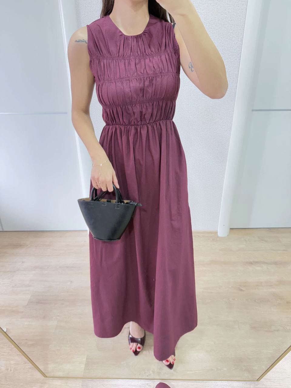 ASSEMA Kadın Kolsuz Göğüs Lastıklı %100 Poplin Uzun Elbise - Bordo