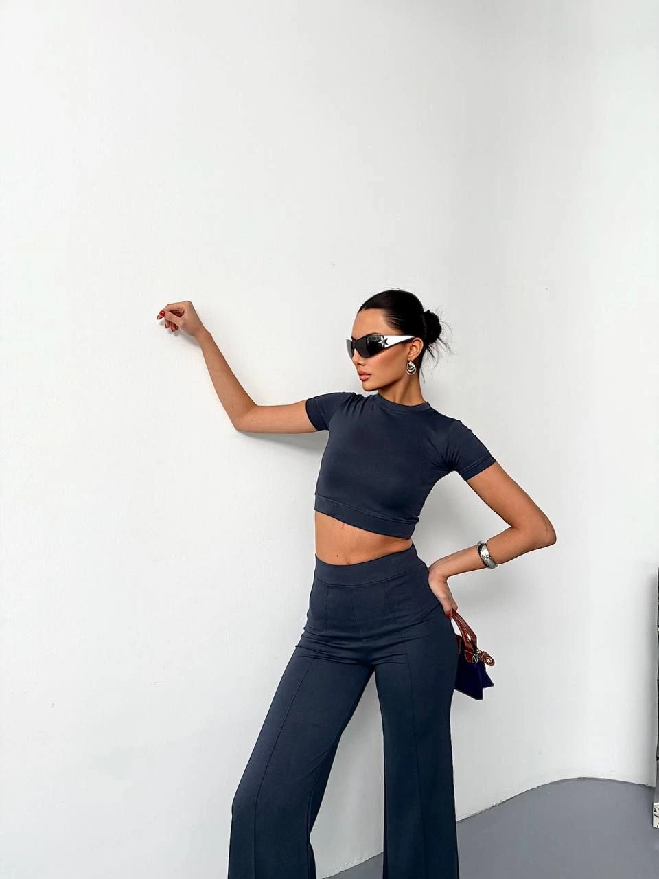 ASSEMA Kadın Osy Modal Yumuşak Dokulu Kumaş Kısa Kollu Crop Alt ispanyol Paça Pantalon ikili Takım - Füme