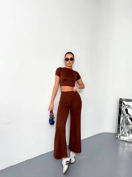ASSEMA Kadın Osy Modal Yumuşak Kumaş Kısa Kollu Crop Alt ispanyol Paça Pantalon ikili Takım - Kahverengi