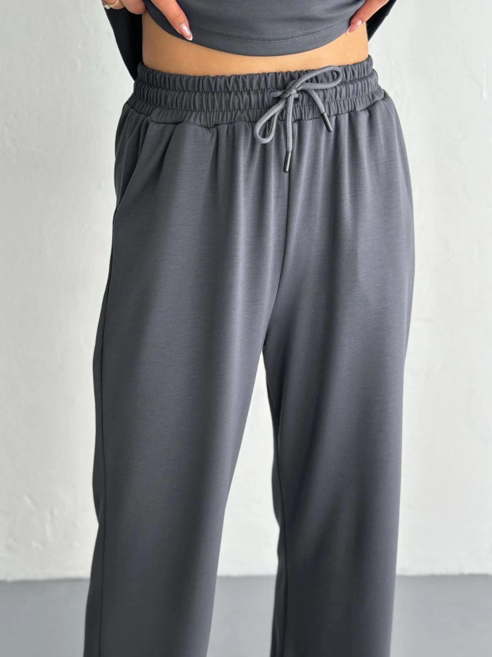 ASSEMA Kadın Osy Modal Yumuşak Dokulu Kumaş Kısa Kollu Yakalı T-shirt Pantalon ikili Takım- Antrasit