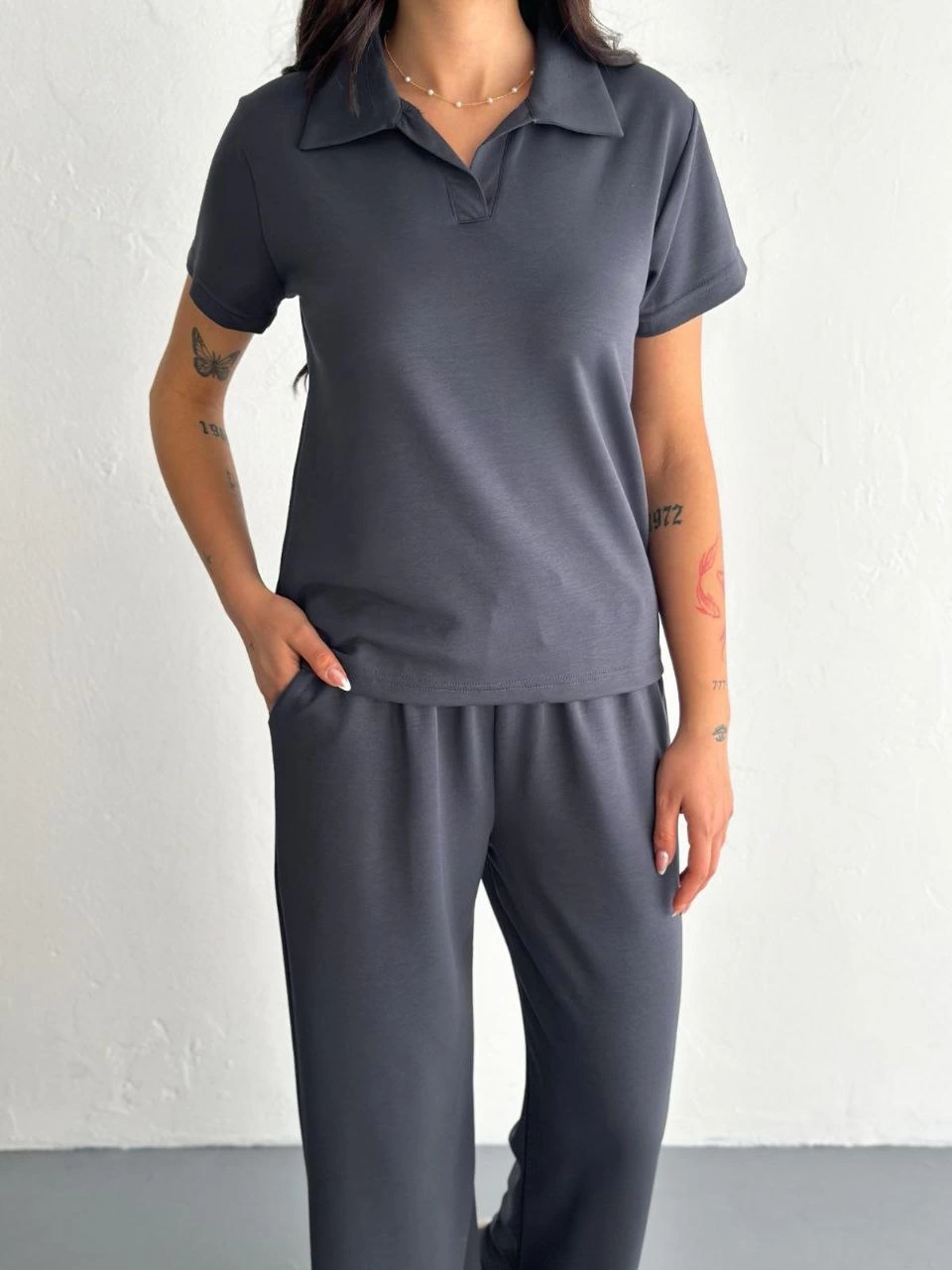 ASSEMA Kadın Osy Modal Yumuşak Dokulu Kumaş Kısa Kollu Yakalı T-shirt Pantalon ikili Takım- Antrasit