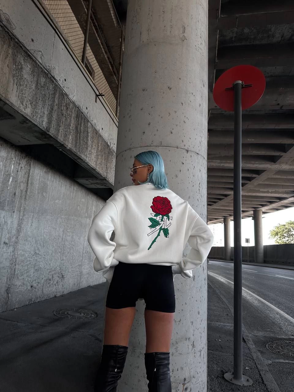 ASSEMA Kadın 3 iplik Pamuklu Bisiklet Yaka Ön Ve Arka Baskılı SweatShirt -  Beyaz