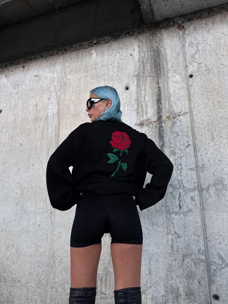 ASSEMA Kadın 3 iplik Pamuklu Bisiklet Yaka Ön Ve Arka Baskılı SweatShirt -  Siyah