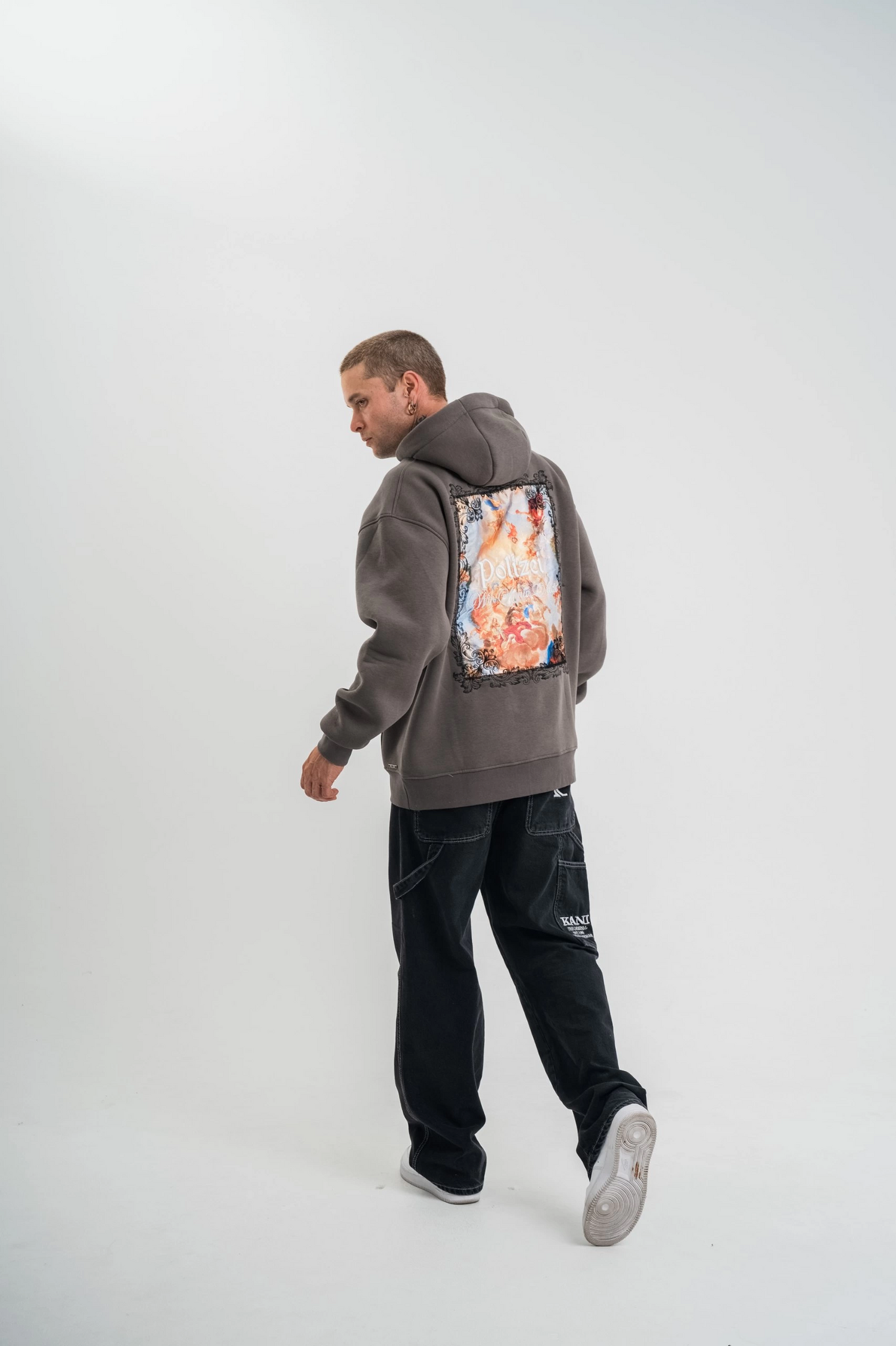ASSEMA Erkek Üç İplik Kapşonlu Dijital Patchli SweatShirt - Füme