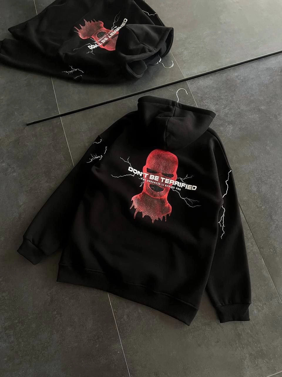 ASSEMA Kadın Üç İplik Kapüşonlu Baskılı Oversize SweatShirt- Siyah