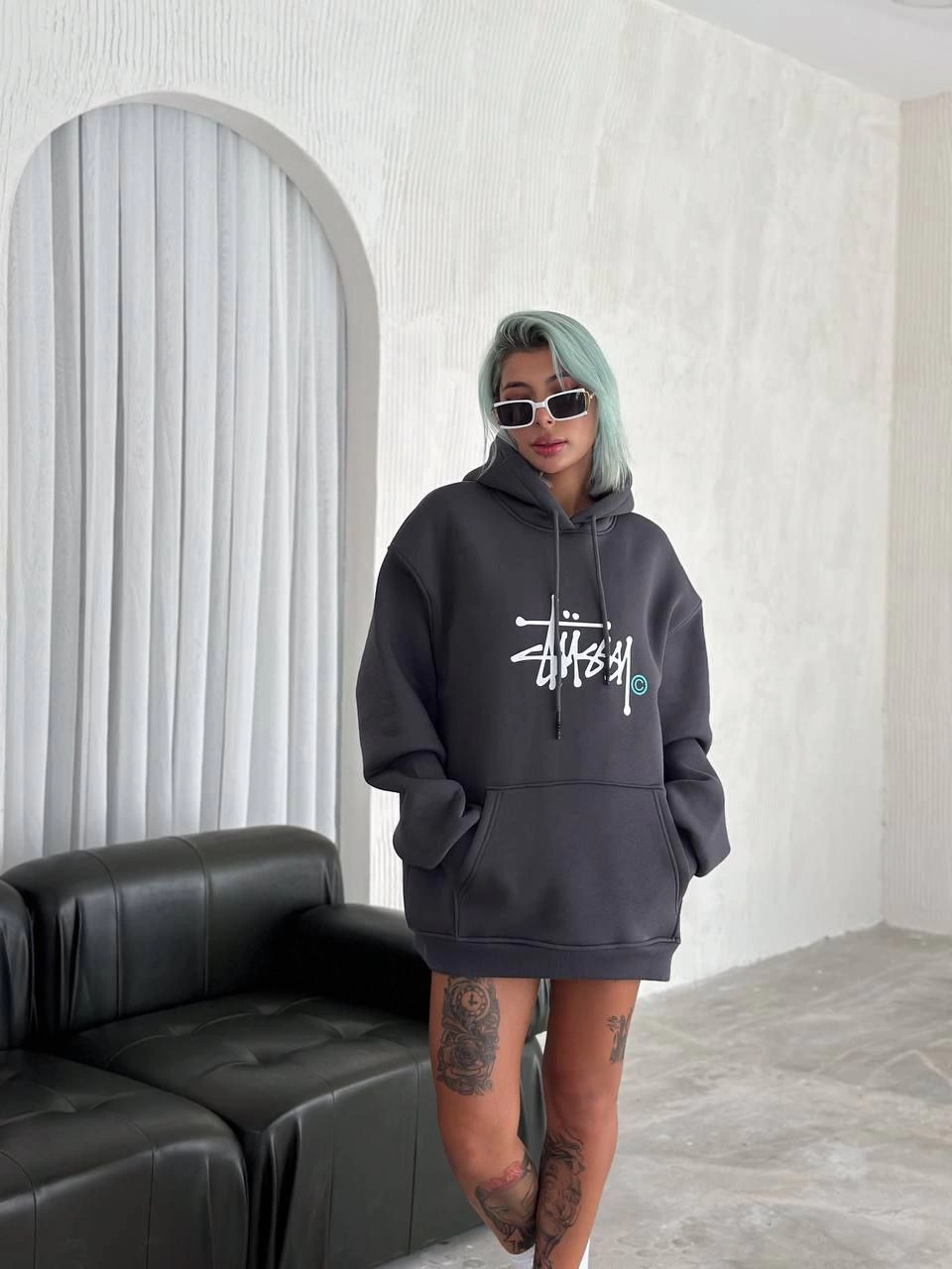 ASSEMA Üç İplik Kapşonlu Baskılı SweatShirt - Füme