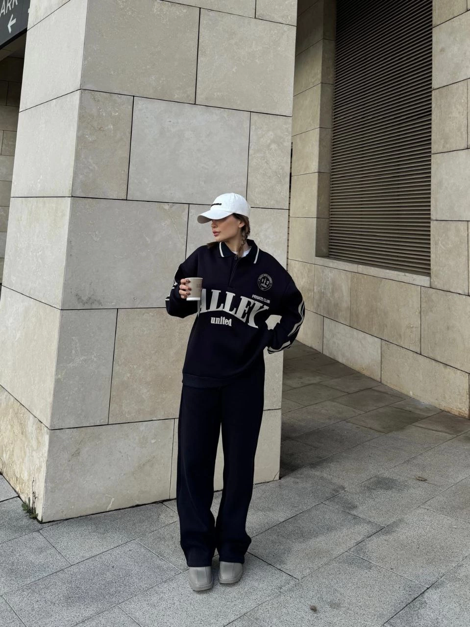 ASSEMA Kadın Üç İplik Pamuklu Yakalı Sweat Baggy Pantalonlu Alt-Üst Takım - Siyah