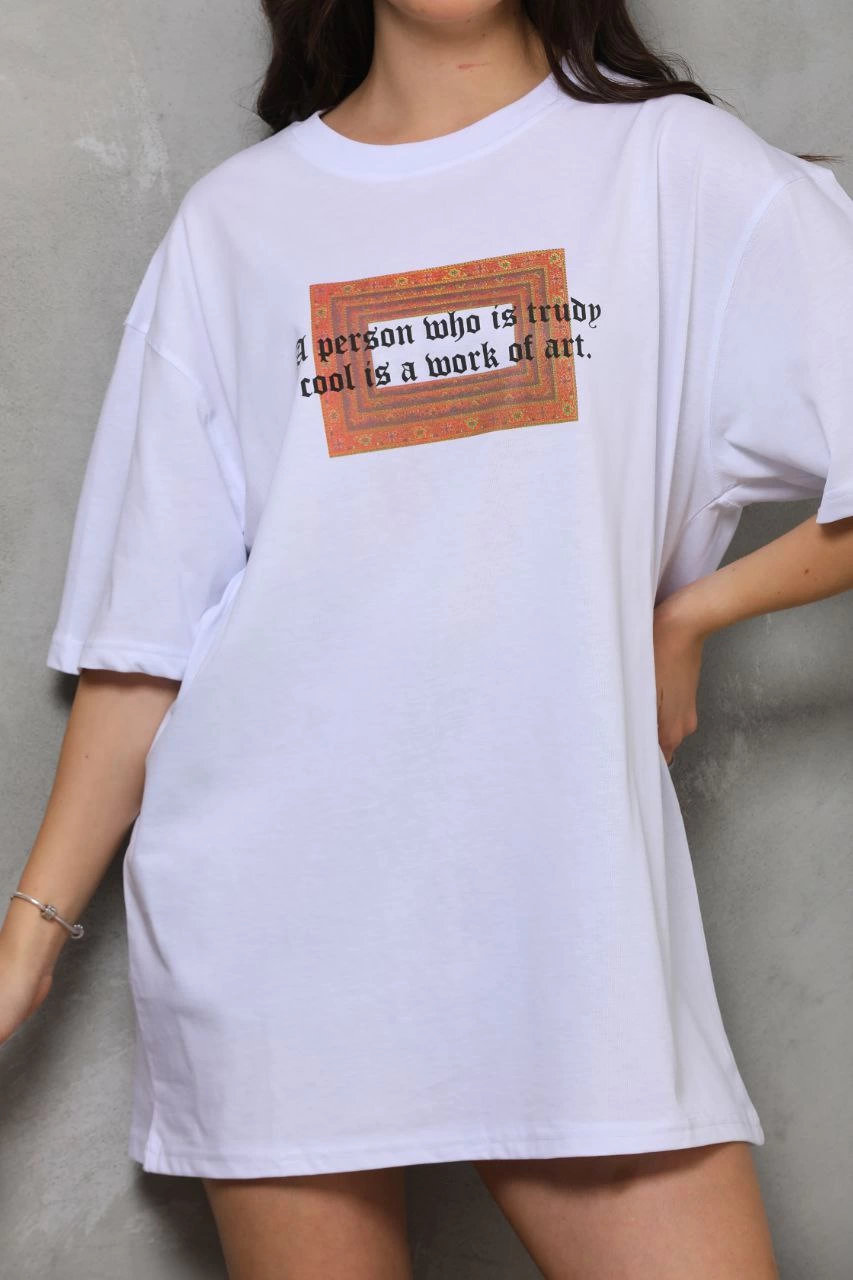 ASSEMA Kadın Baskılı T-Shirt Kısa Kol Bisiklet Yaka Ovarsize Rahat Kalıp Tişört -  Beyaz