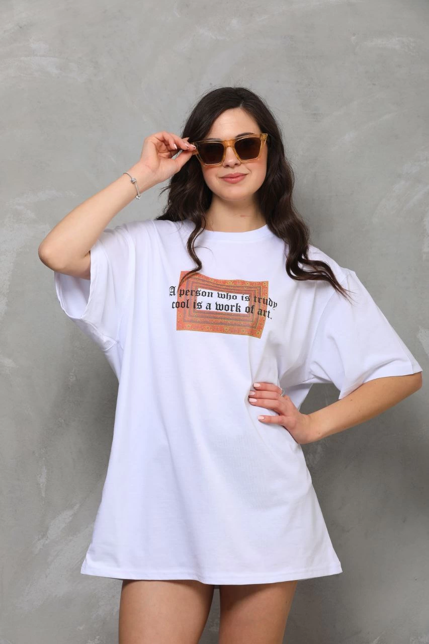 ASSEMA Kadın Baskılı T-Shirt Kısa Kol Bisiklet Yaka Ovarsize Rahat Kalıp Tişört -  Beyaz