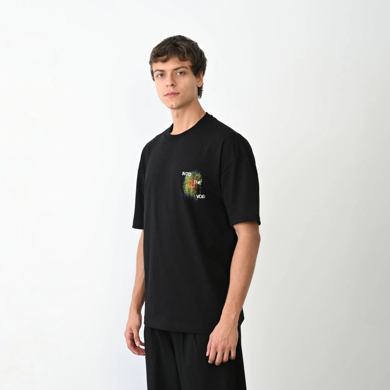 ASSEMA Erkek Baskılı T-Shirt Kısa Kol Bisiklet Yaka Regular Fit Rahat Kalıp Günlük Tişört - Siyah