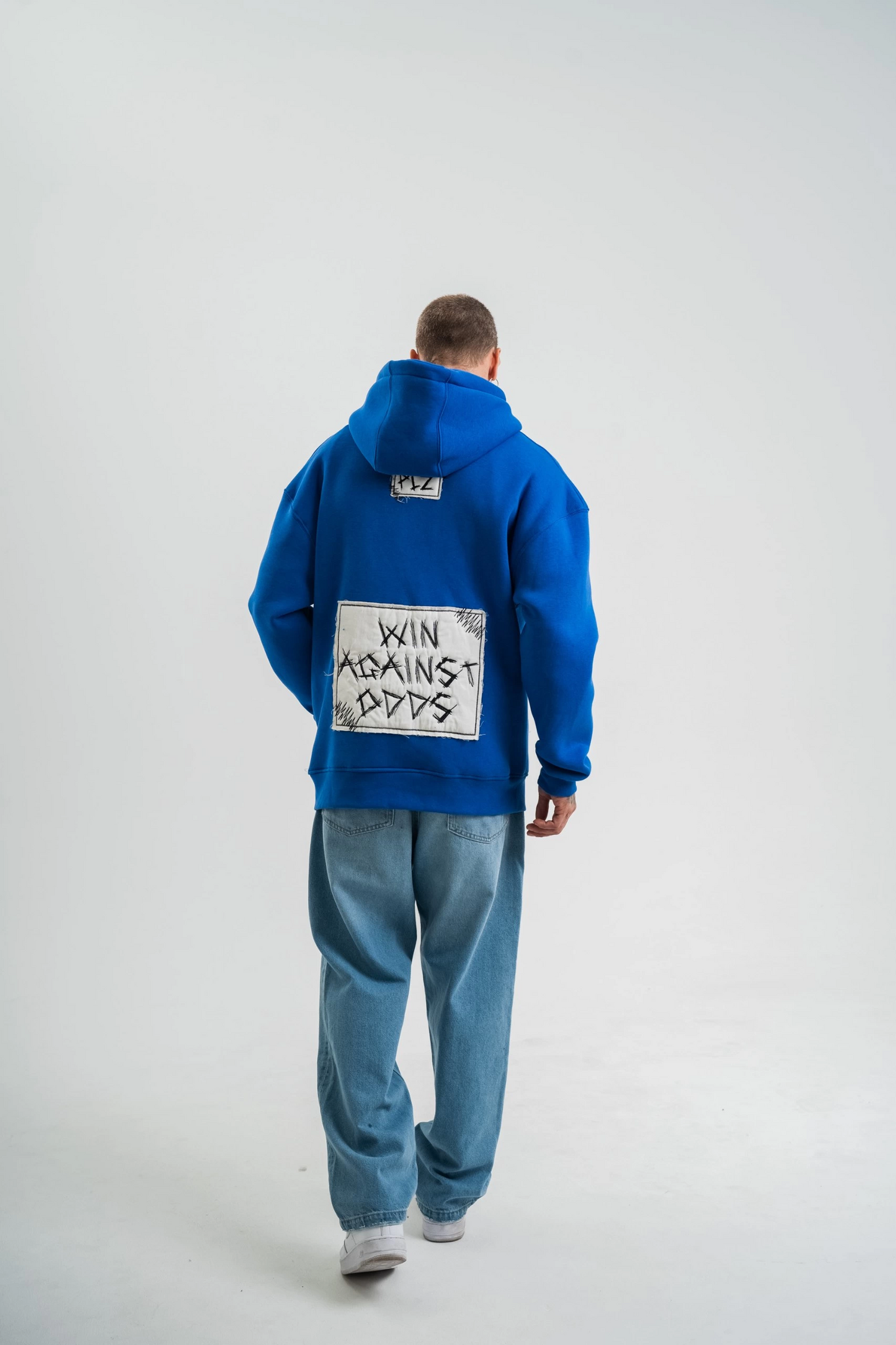 ASSEMA ERKEK Kapşonlu Uzun Kol Patchli Nakışlı SweatShirt - Mavi