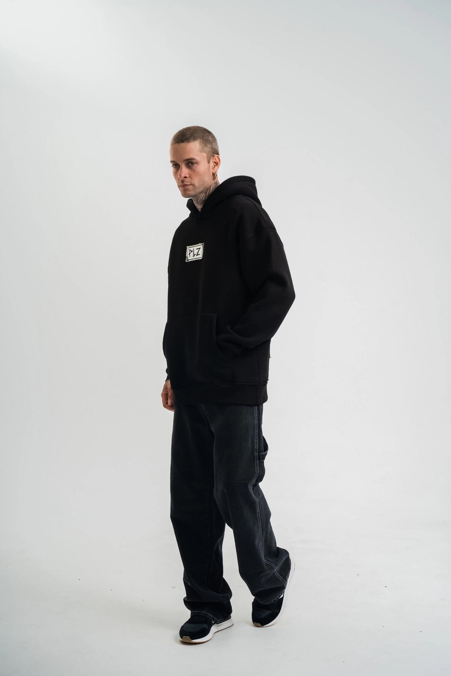 ASSEMA ERKEK Kapşonlu Uzun Kol Patchli Nakışlı SweatShirt - Siyah