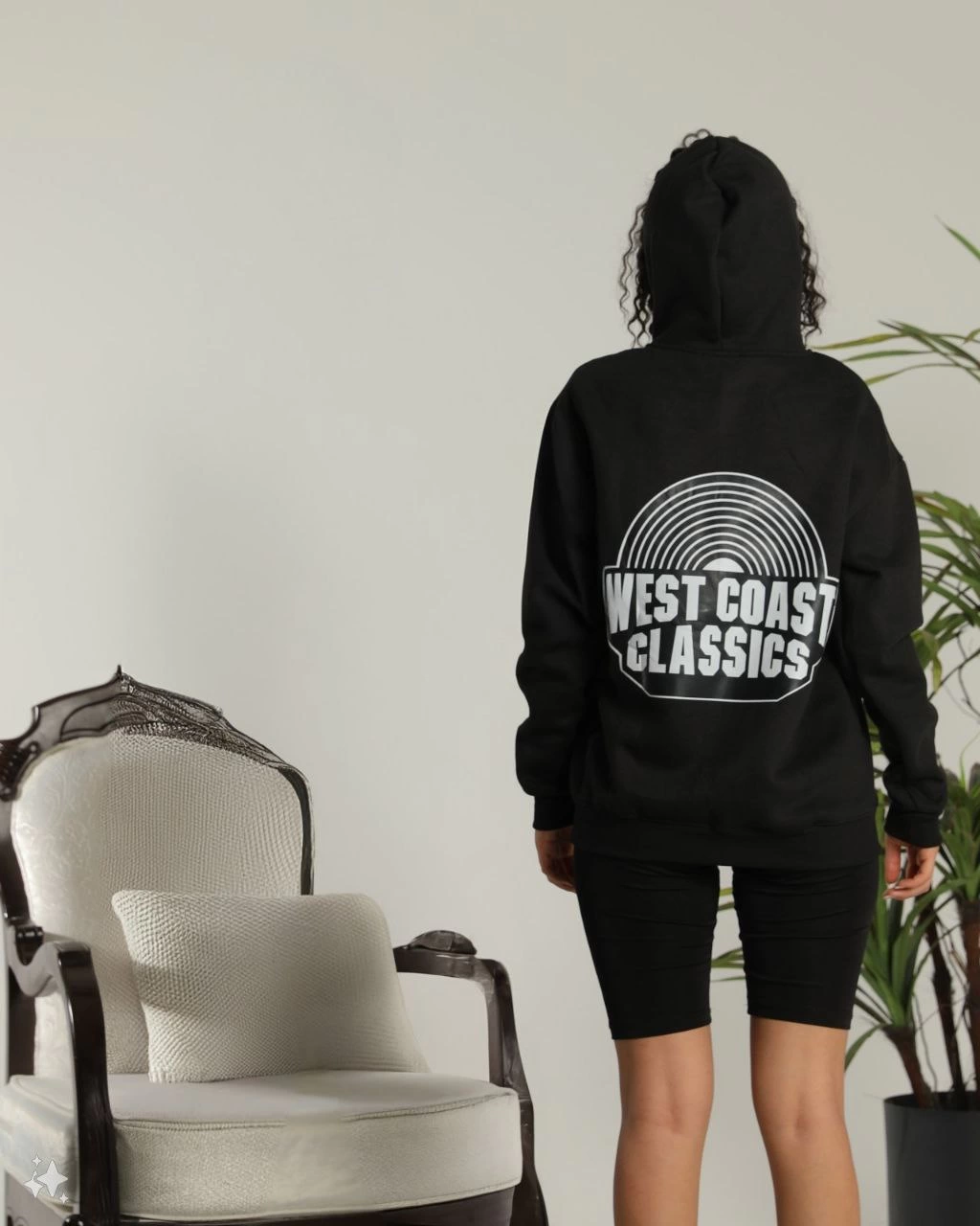 ASSEMA Kadın Sırt Baskılı Kapüşonlu Üç İplik Oversize Sweatshirt - Siyah