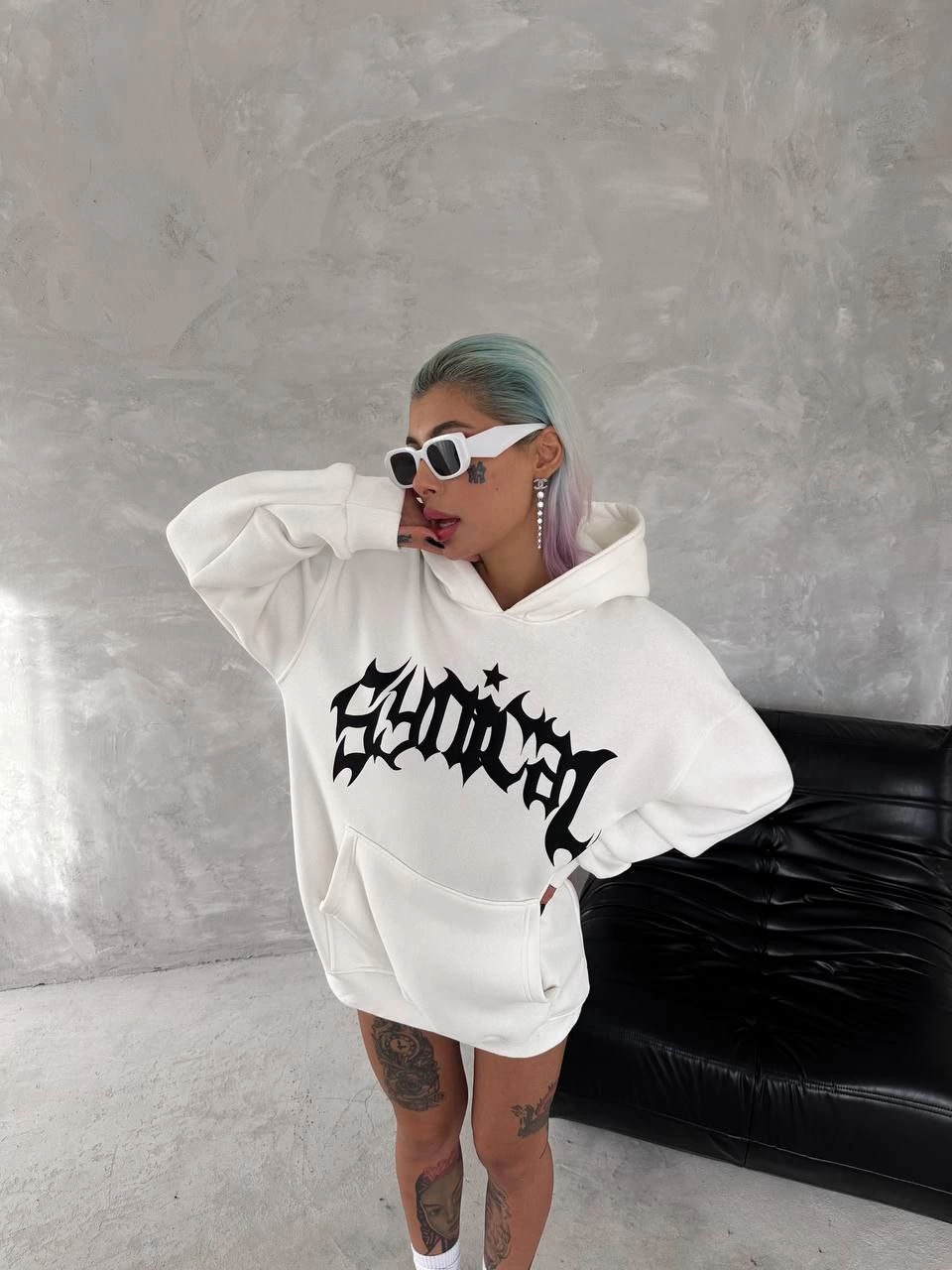 ASSEMA kadın Üç İplik Kapüşonlu Baskılı SweatShirt - Beyaz