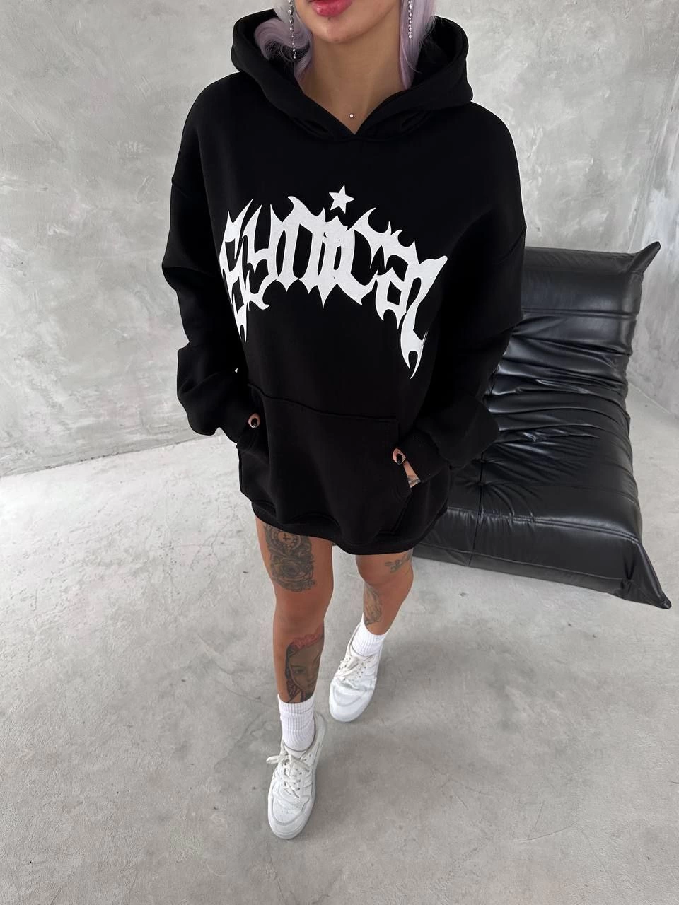 ASSEMA Kadın Üç İplik Kapüşonlu Baskılı SweatShirt - Siyah