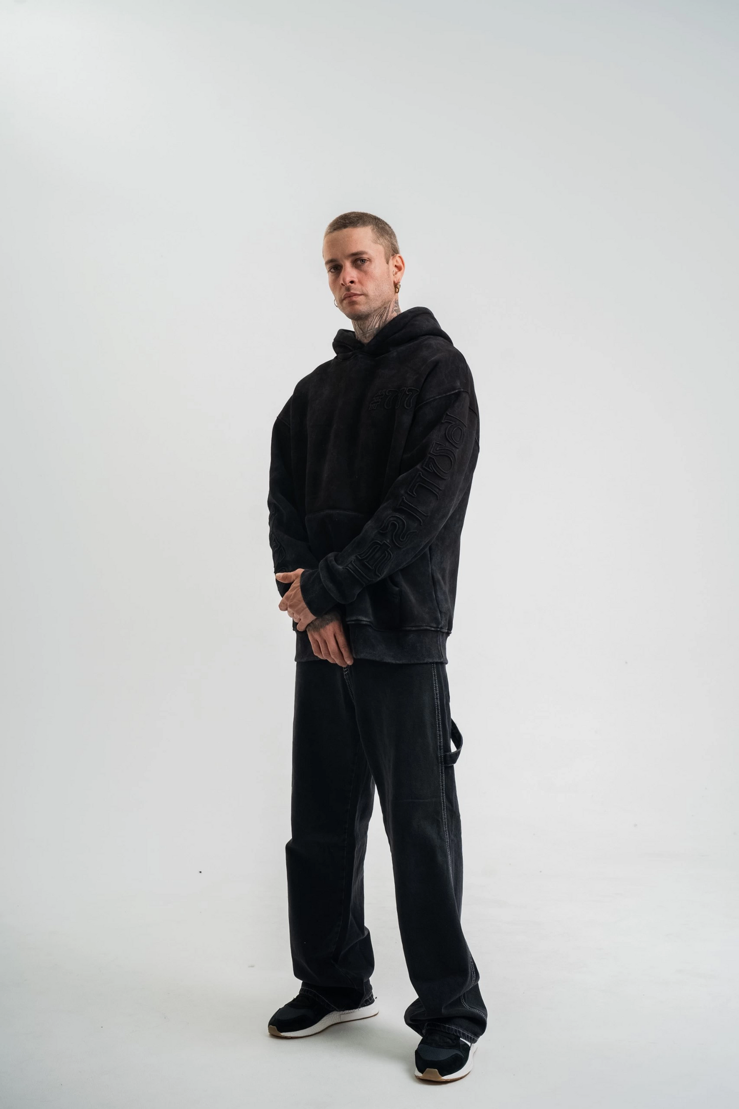 ASSEMA ERKEK Uzun Kol Kapşonlu Yıkamalı Nakışlı SweatShirt - Siyah