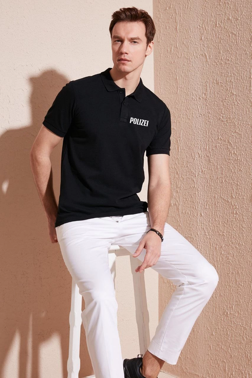 ASSEMA Erkek Yakası Düğmeli Yakalı Pike Baskılı T-Shirt - Siyah