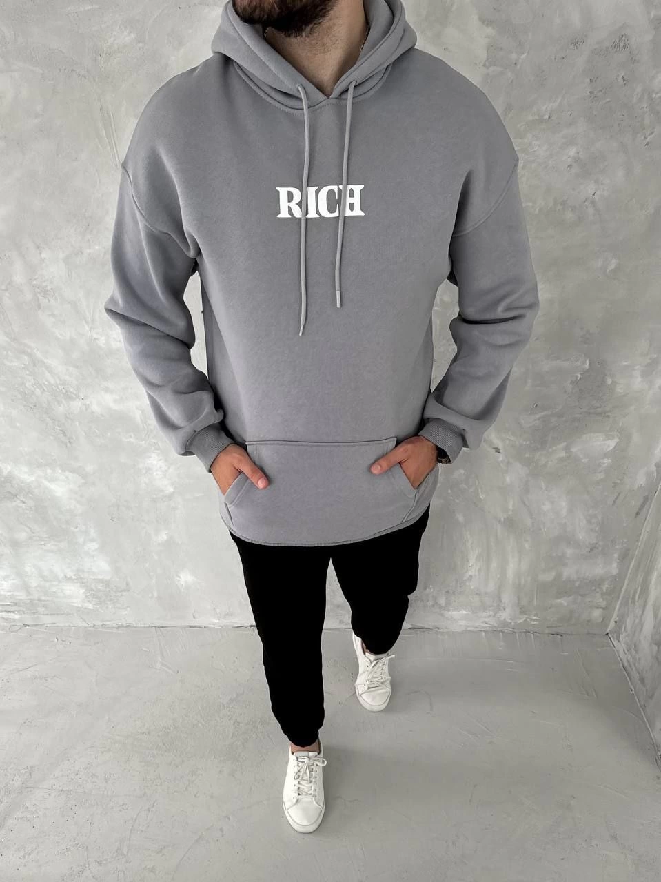 ASSEMA Uzun Kol Kapüşonlu Göğüs Baskılı SweatShirt - Gri